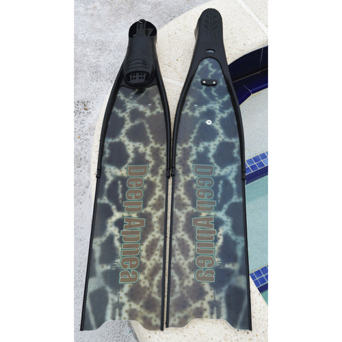 Deep Apnea - S Glass Black Grouper