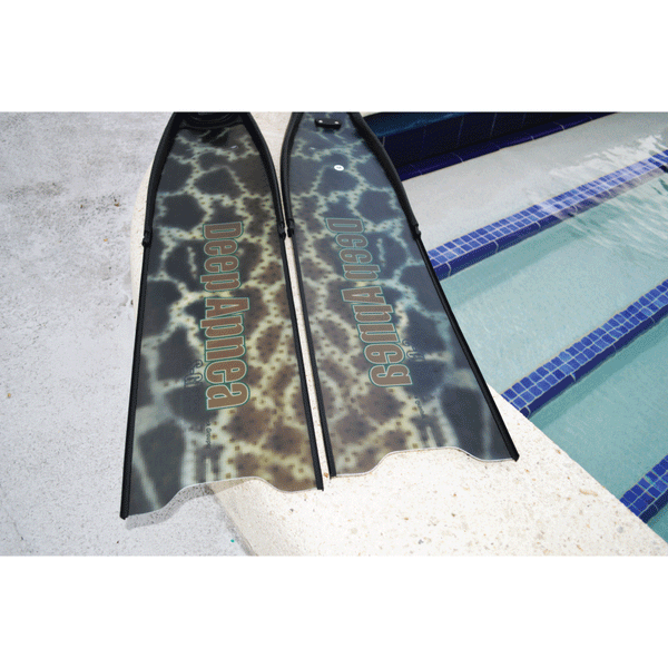 Deep Apnea - S Glass Black Grouper